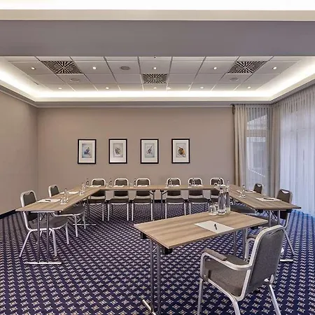 Hotel H4