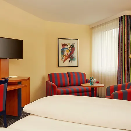 H4 Hotel