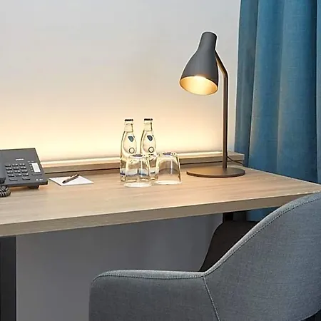 Hotel H4 4*