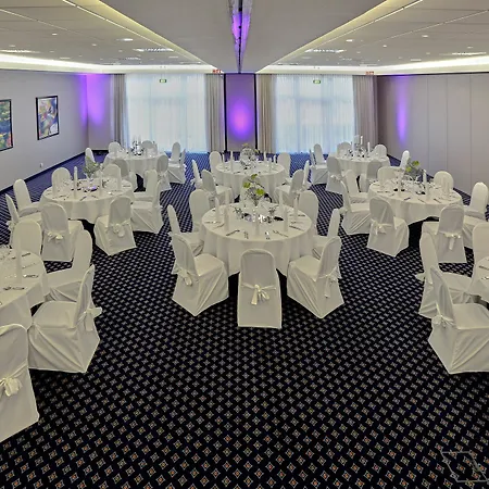 H4 Hotel